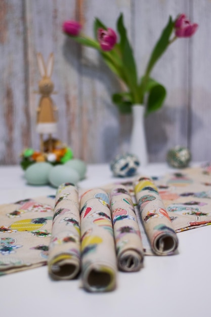 Rôzne vzory vyšívaných látok